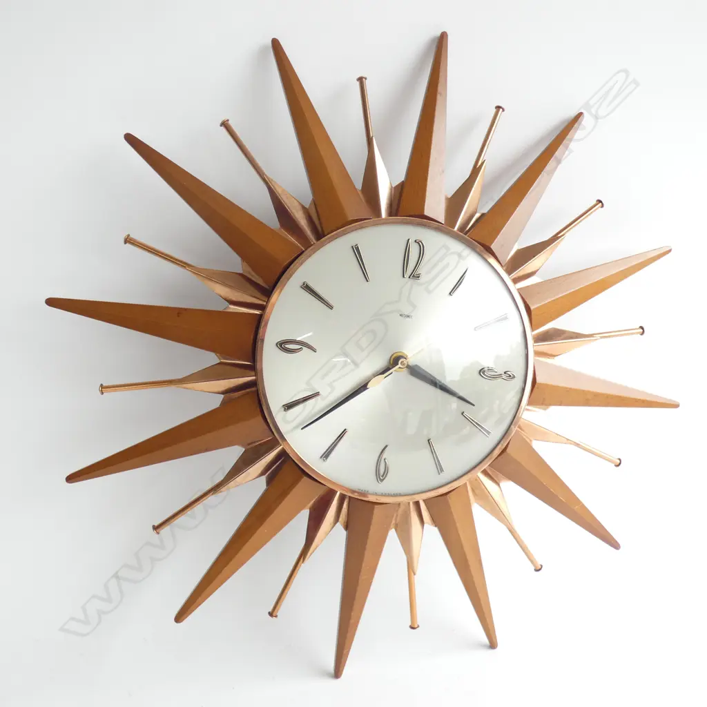 An English 'Metamec' starburst clock Image 1++
